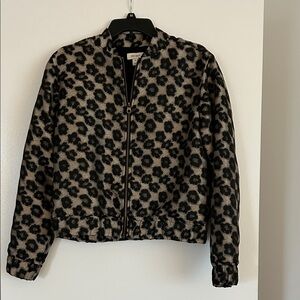 Chic Leopard Print Bomber Jacket